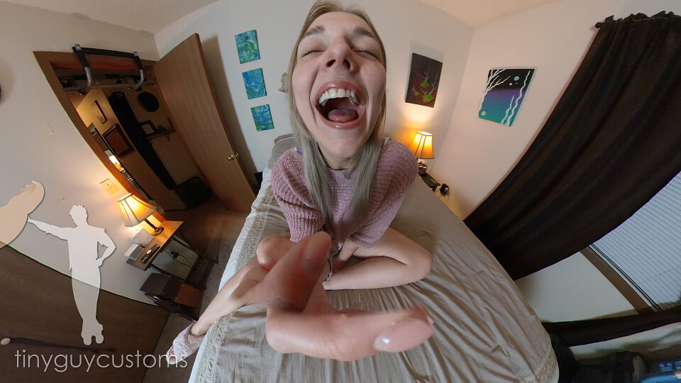 Harleen Tiny Vore Fantasy Fulfilled - VR360