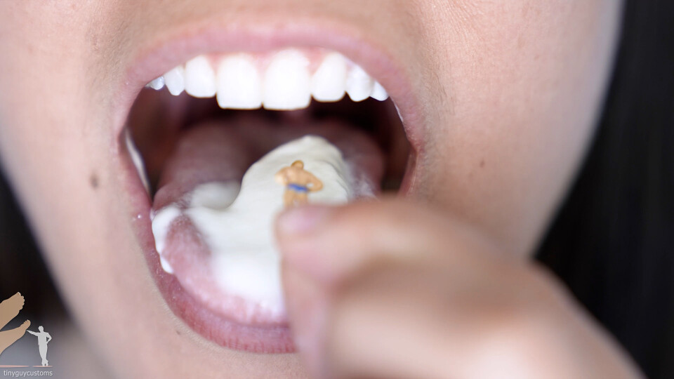 Rae Rivers Shrunk Willingly Vored in Yogurt - 4K